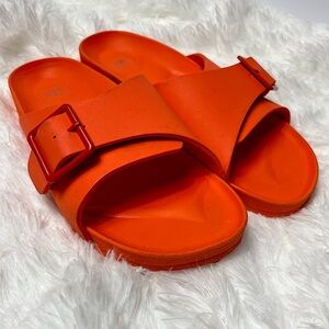 GAP Women’s Intense Orange Pool Slide Sandals